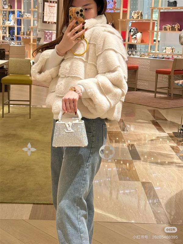 2026120164332535 870